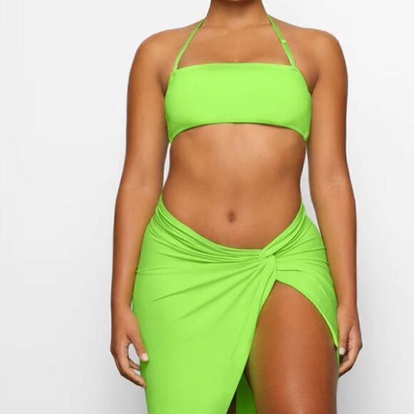 NWT SKIMS recycled swim bandeau bikini top - Picture 1 of 7